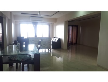 Living Room - Neumec Chandelier Court, Worli