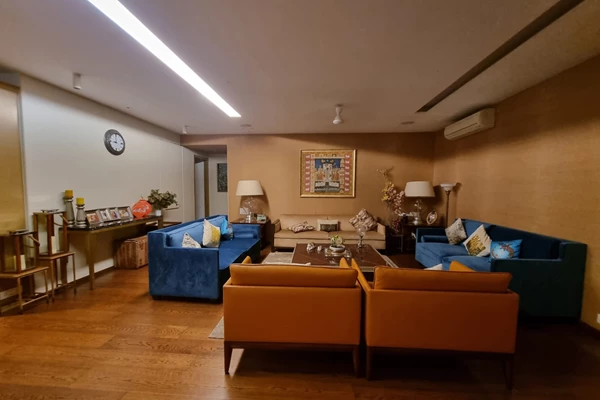 Flat for sale in Orbit Heights, Tardeo