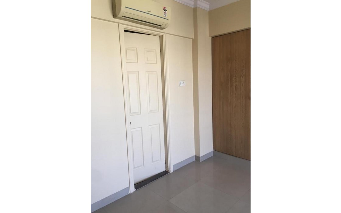 4 Bhk Flat In Santacruz West On Rent In Balaji Apartment ...