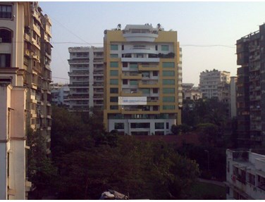 Kubilisque, Bandra West