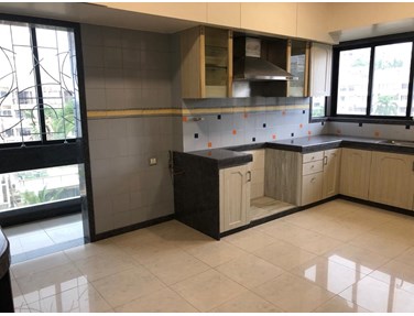 Kitchen - Jivesh Terraces, Bandra West