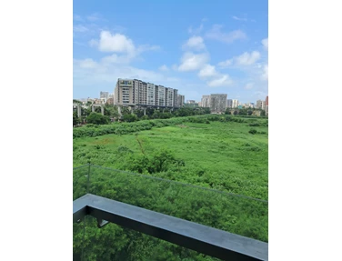 2 - DLH Legacy, Juhu