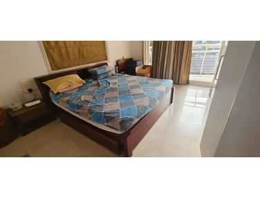 4 - Evershine Jewel, Khar West